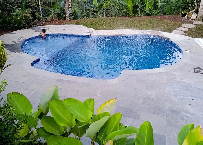 Villa Tangkas Wooden House Tampaksiring