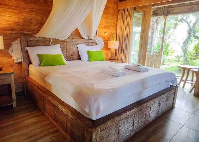 Tangkas Wooden House *