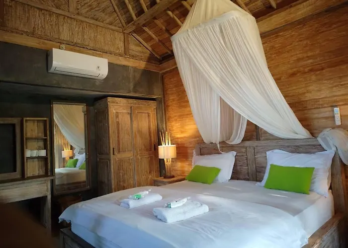 Tangkas Wooden House Tampaksiring